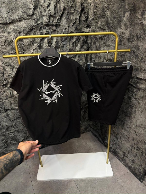Apparel — TGYuXZup4_SQ