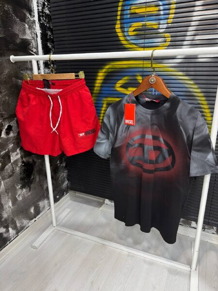 Apparel — TGYzD8xs4wzA view 2