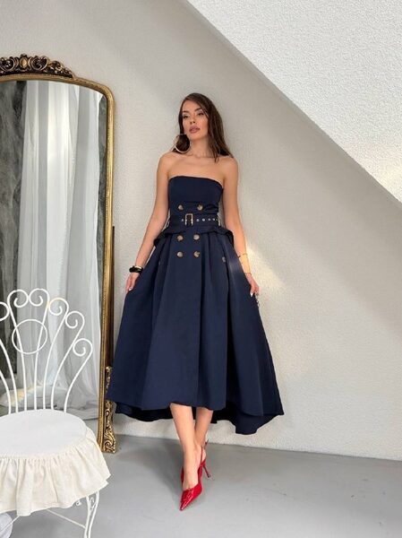 Apparel — TGYzEVYaC87Q view 3