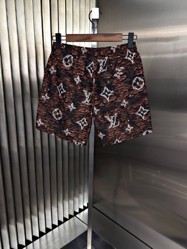 Apparel — TGZBMM7ufPns view