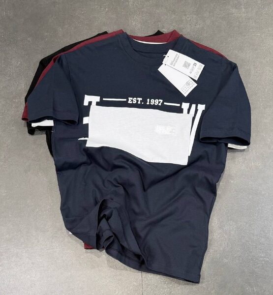 Apparel — TGZBiFB3T0Cc view 4
