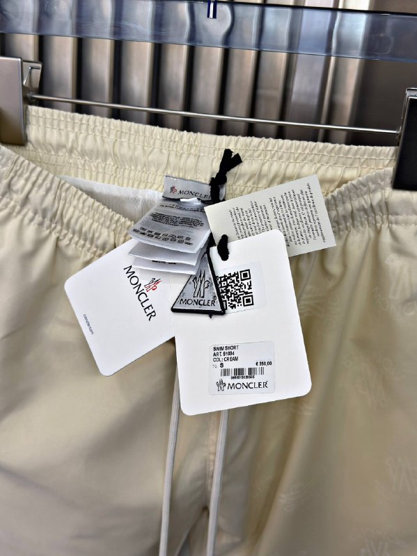 Apparel — TGZGn49hIcrl view