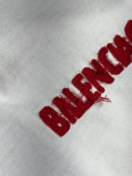 Apparel — TGZORhbkB0yY view 5