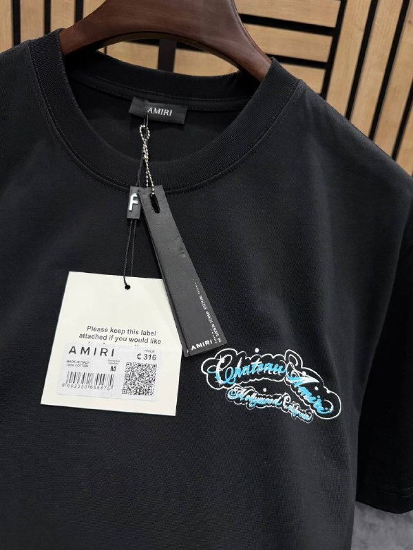 Apparel — TGZOXLOt0l0O view
