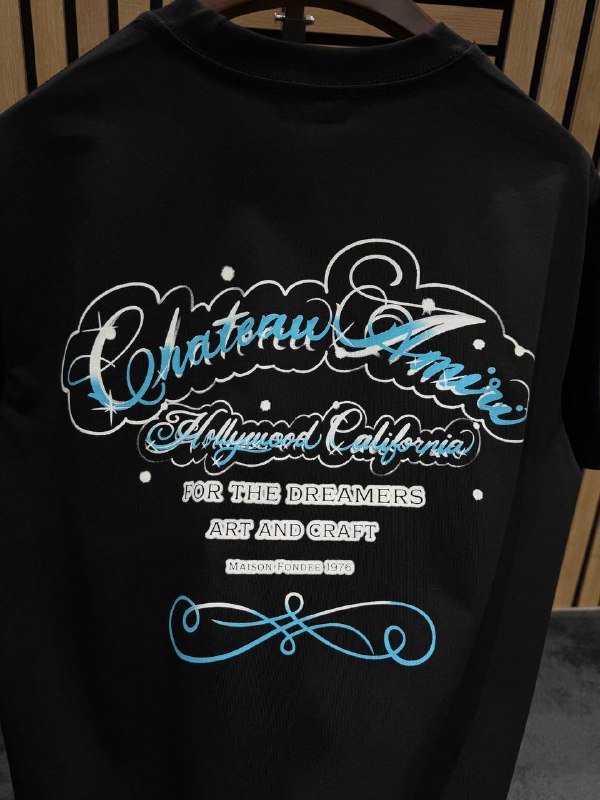 Apparel — TGZOXLOt0l0O view
