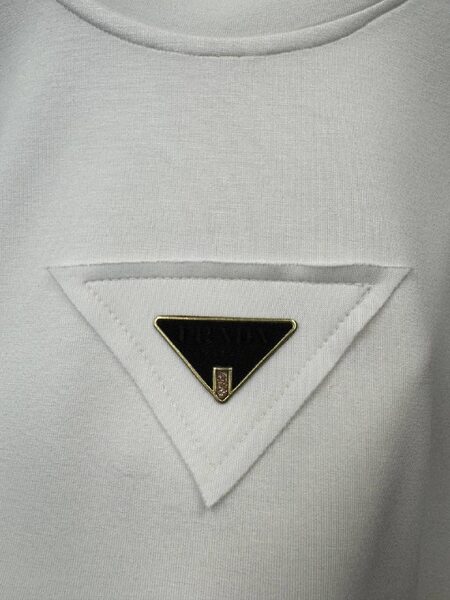 Apparel — TGZPADP1vzJk view 2