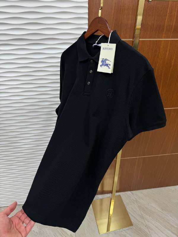 Apparel — TGZPr9utSkPY view