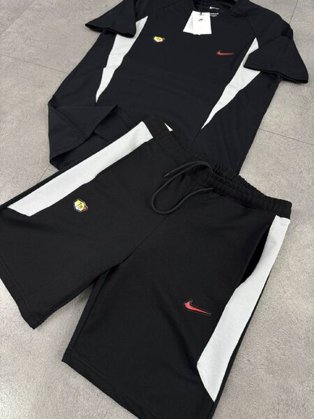 Apparel — TGZTbAawkEVZ view 2