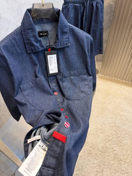 Apparel — TGZVTjOLlcgB view 2