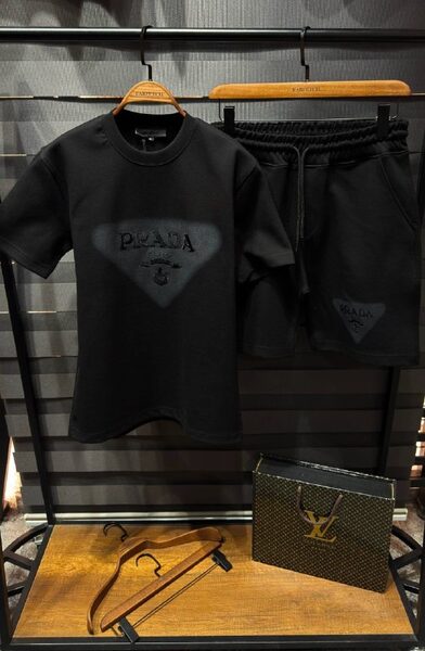 Apparel — TGZYZcVHQwOS