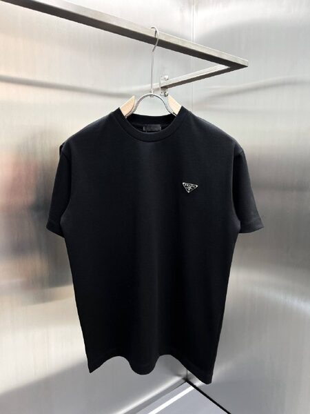 Apparel — TGZchYtPfp9a