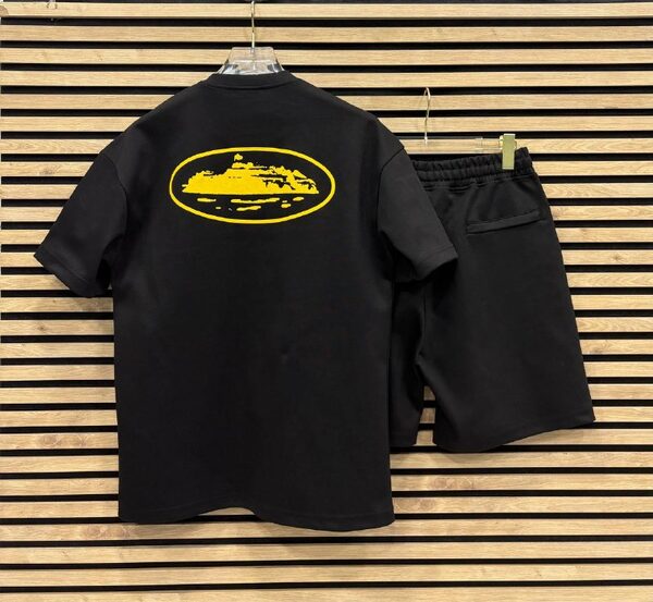 Apparel — TGZdMrwC0fmp view 2