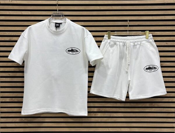 Apparel — TGZdMrwC0fmp view 3