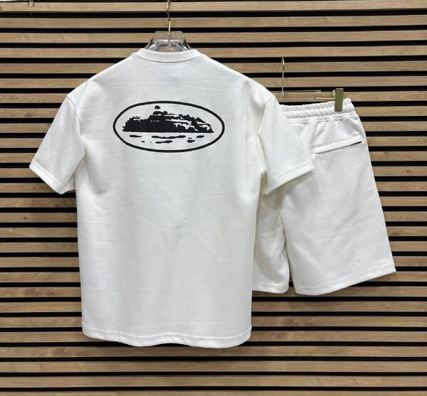 Apparel — TGZdMrwC0fmp view 4