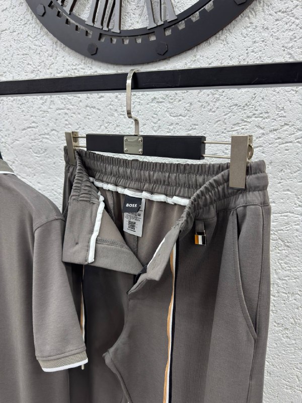 Apparel — TGZhTMWknalM