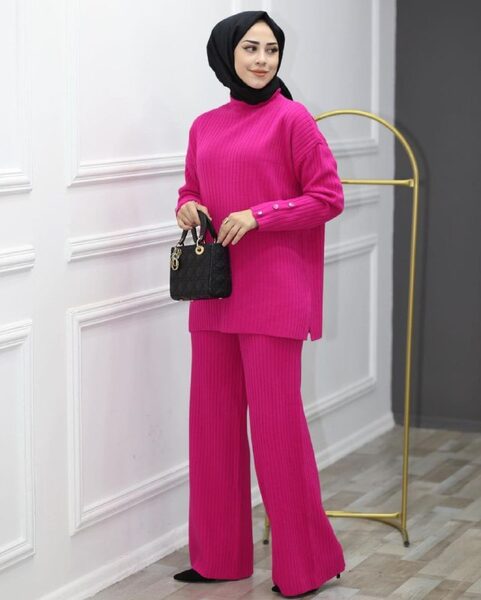 Apparel — TGZjPEHQC0y_ view 3