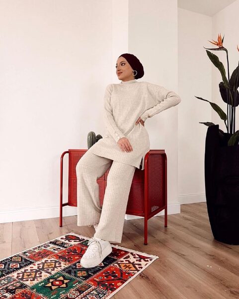 Apparel — TGZjPEHQC0y_ view 6