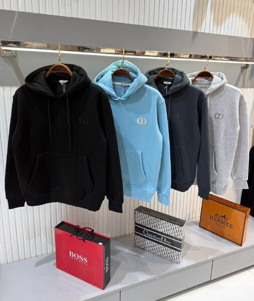 Apparel — TGZmIkBEg-U1 view 2