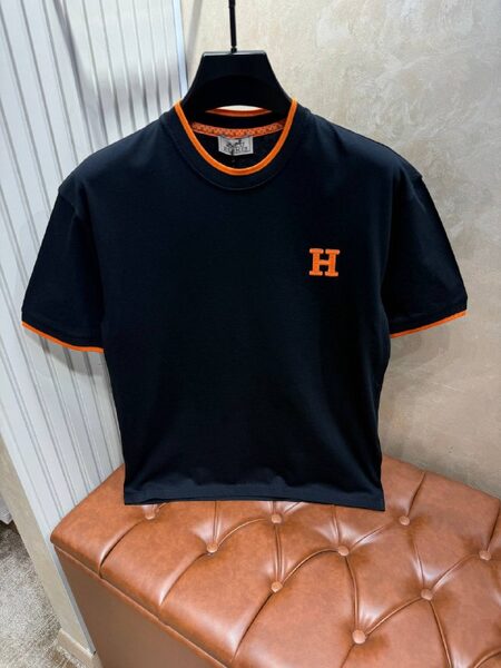Apparel — TGZsF3qY1Xgz view 2