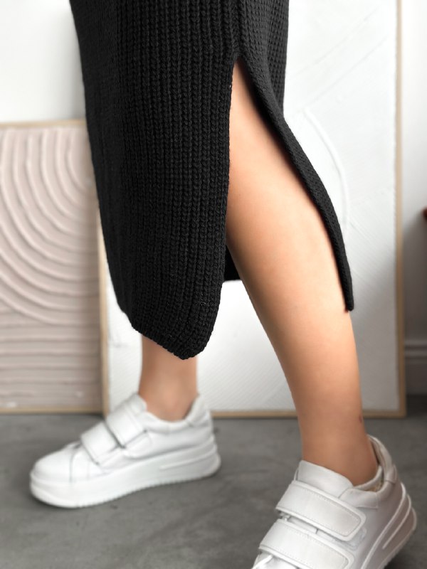 Apparel — TGZtF1oICRCc
