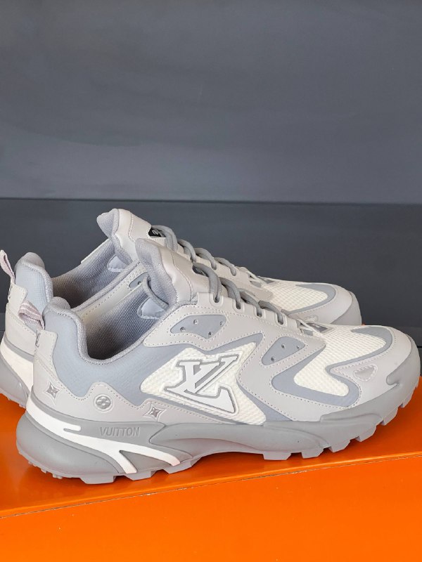 Men's Sneakers — TGa2fiBybfyW view