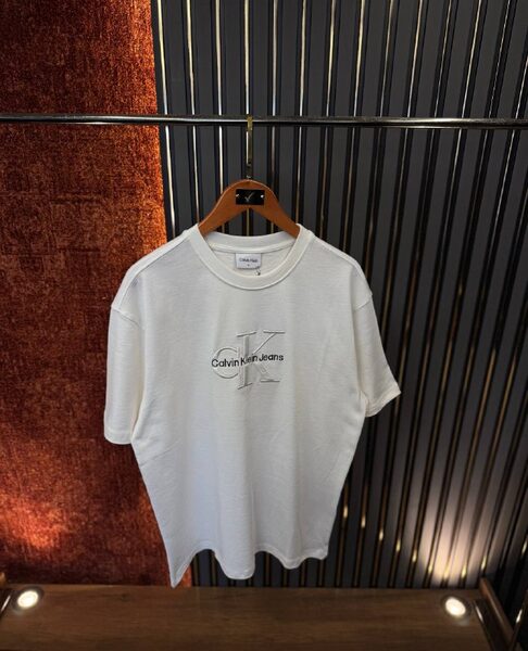 Apparel — TGa4h8yo3p6V view 3