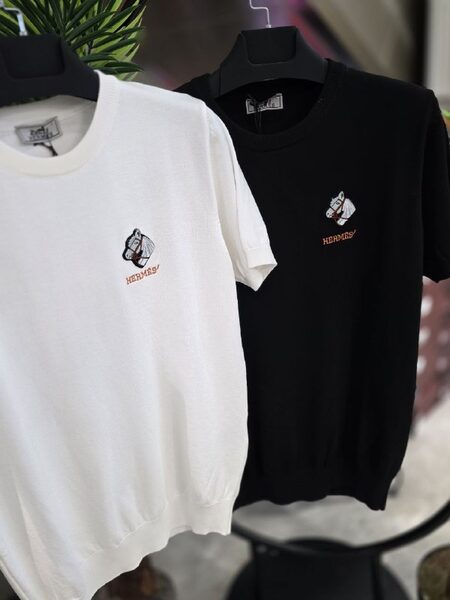 Apparel — TGa8iohDpig4 view 3