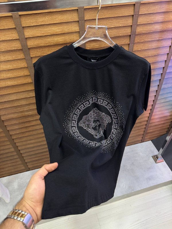 Apparel — TGaIrCBjTf4O