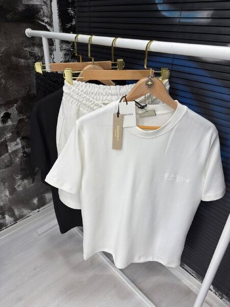 Apparel — TGaJfIjUr9UQ