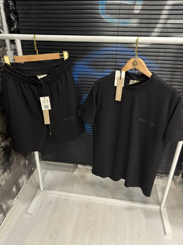 Apparel — TGaJfIjUr9UQ view