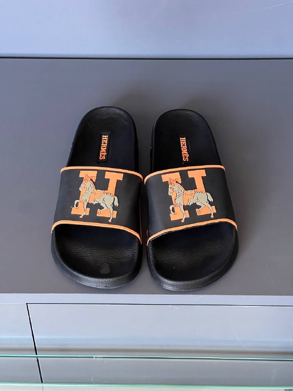 Men's Sneakers — TGaS4koE3knL view