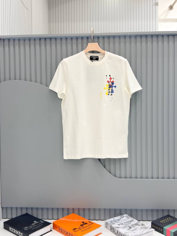 Apparel — TGa_FgI-kUx5
