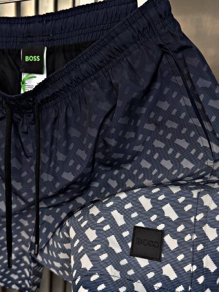 Apparel — TGabupMpHQuP view 3