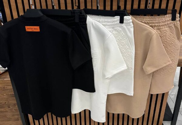 Apparel — TGahSkg-0L3U view 8