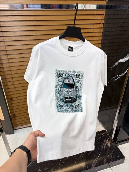 Apparel — TGamKmPq1e0U view 2