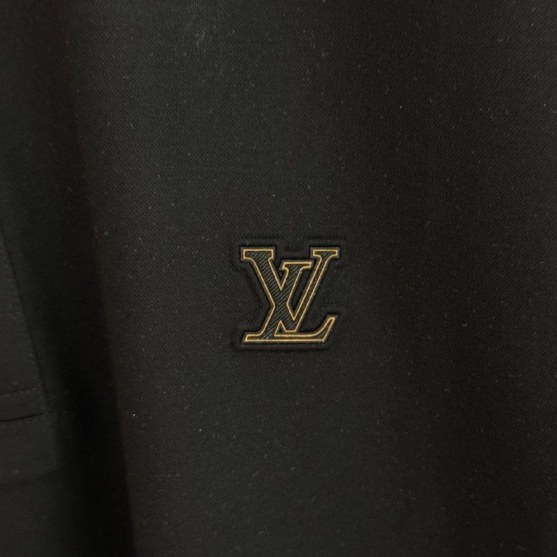 Apparel — TGarQxjtaf8g view