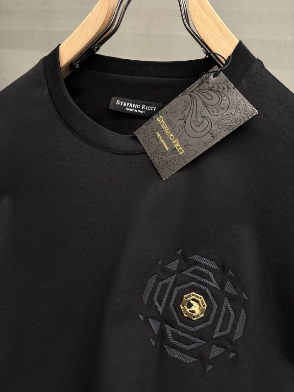 Apparel — TGassUYgo9B3 view