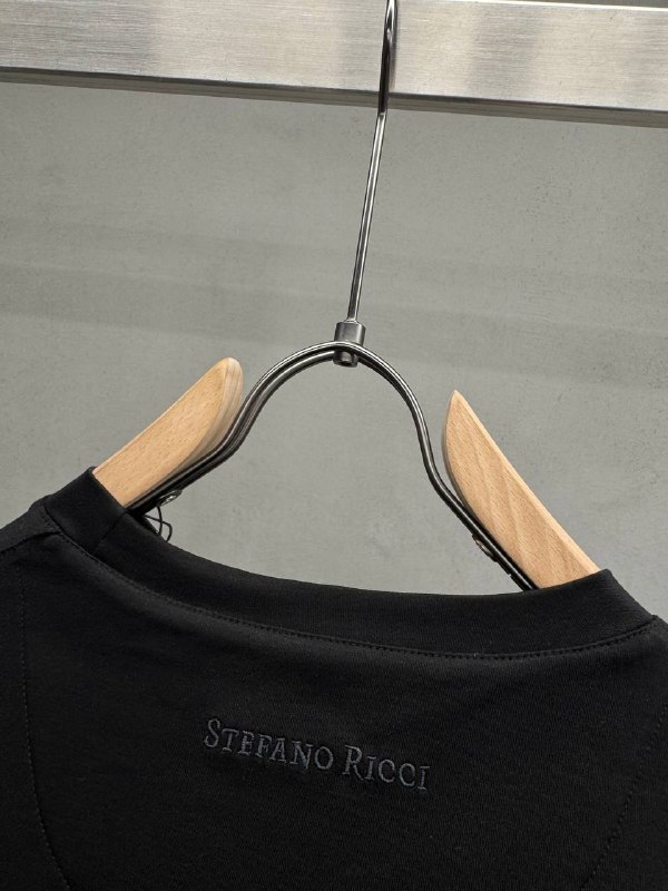 Apparel — TGassUYgo9B3 view
