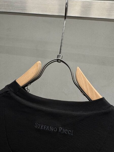 Apparel — TGassUYgo9B3 view 6