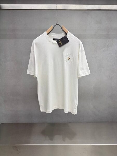 Apparel — TGassUYgo9B3 view 7