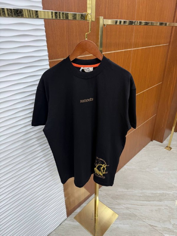 Apparel — TGb62YWTKGhi