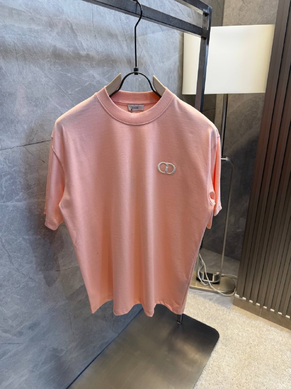 Apparel — TGbHF1qavHMQ