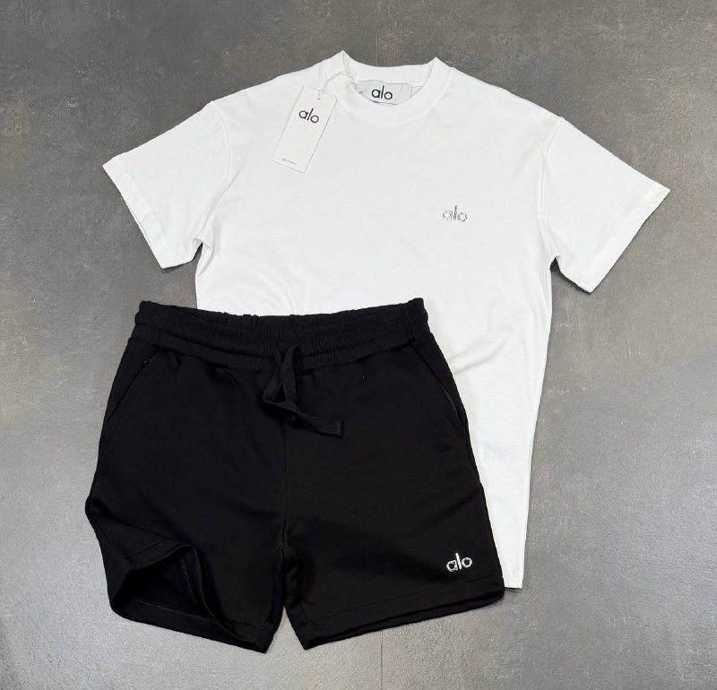 Apparel — TGbILKHQT1hS view