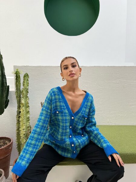 Apparel — TGbZ9aTAIarJ view 5