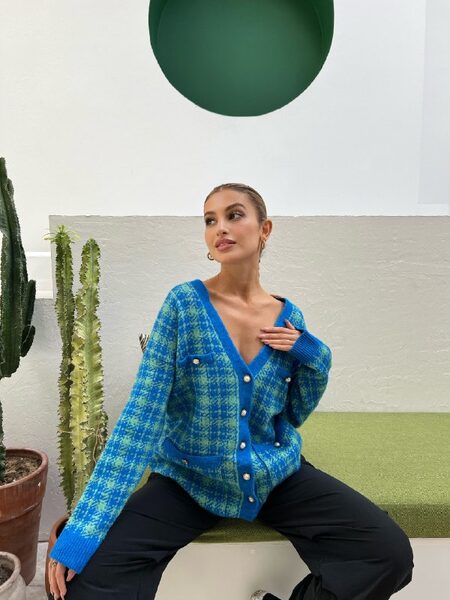 Apparel — TGbZ9aTAIarJ view 6