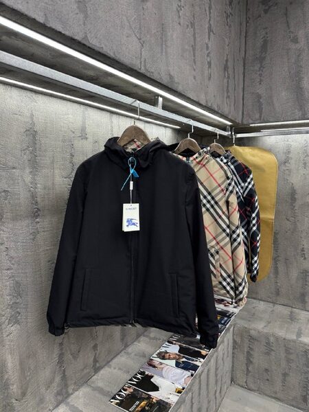 Apparel — TGbaHnBTxuJD