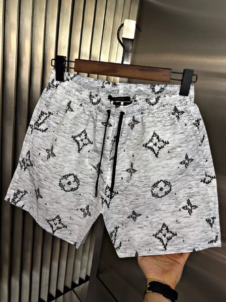 Apparel — TGba_n0sjIIk view 2