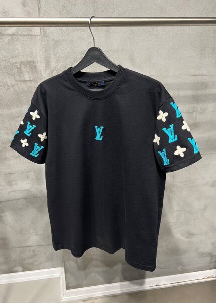 Apparel — TGbgL_h1xmJz view 2