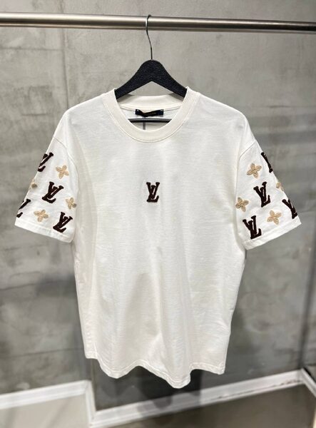 Apparel — TGbgL_h1xmJz view 3
