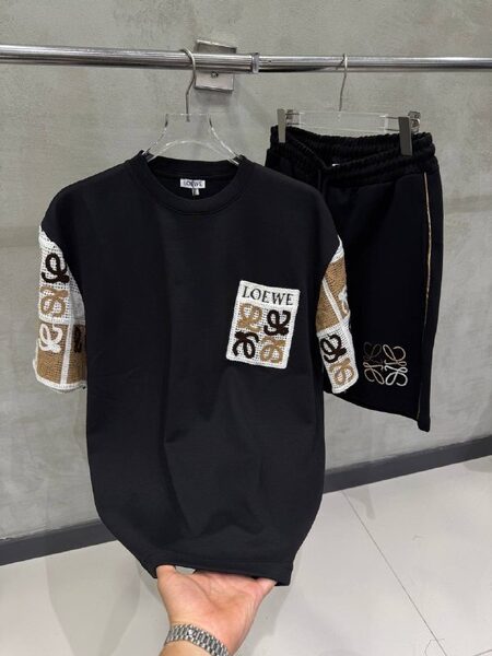 Apparel — TGbg_6uY4H5C view 4